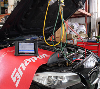 三ツ池商会にお任せください　キズヘコミ修理・整備・車検はこちら　無料見積り・簡単WEB予約・代車貸出